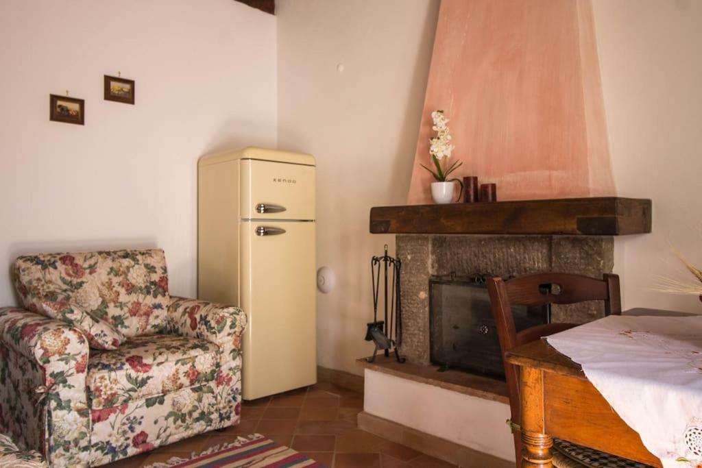 Le Casette Country House 2 Petricci Экстерьер фото